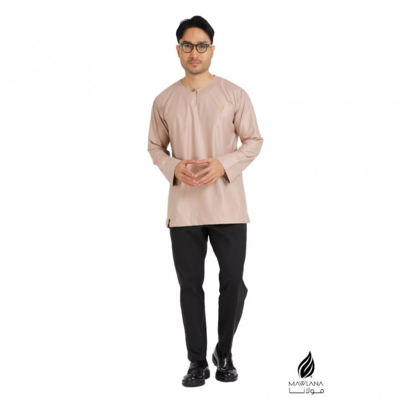 KURTA MAWLANA JOHOR IN NUDE LATTE
